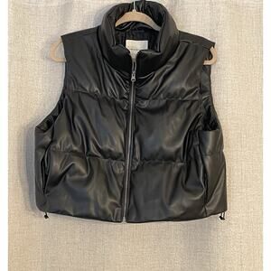 Thread & Supply Faux LeatherCrop Puffer Vest In Black Size Large NWOT